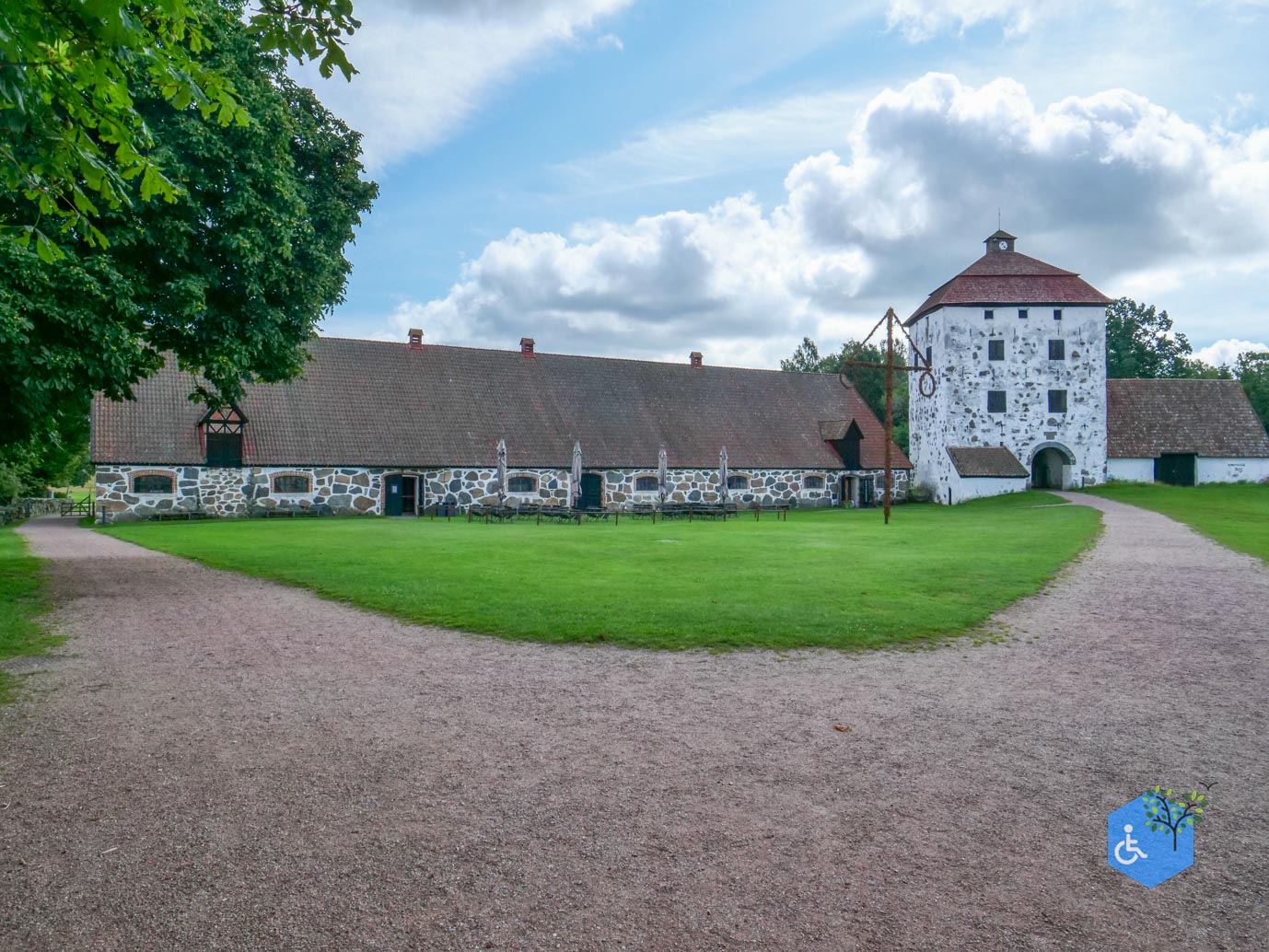 Hassleholm_Hovdala_Slott_01-04-2025-05