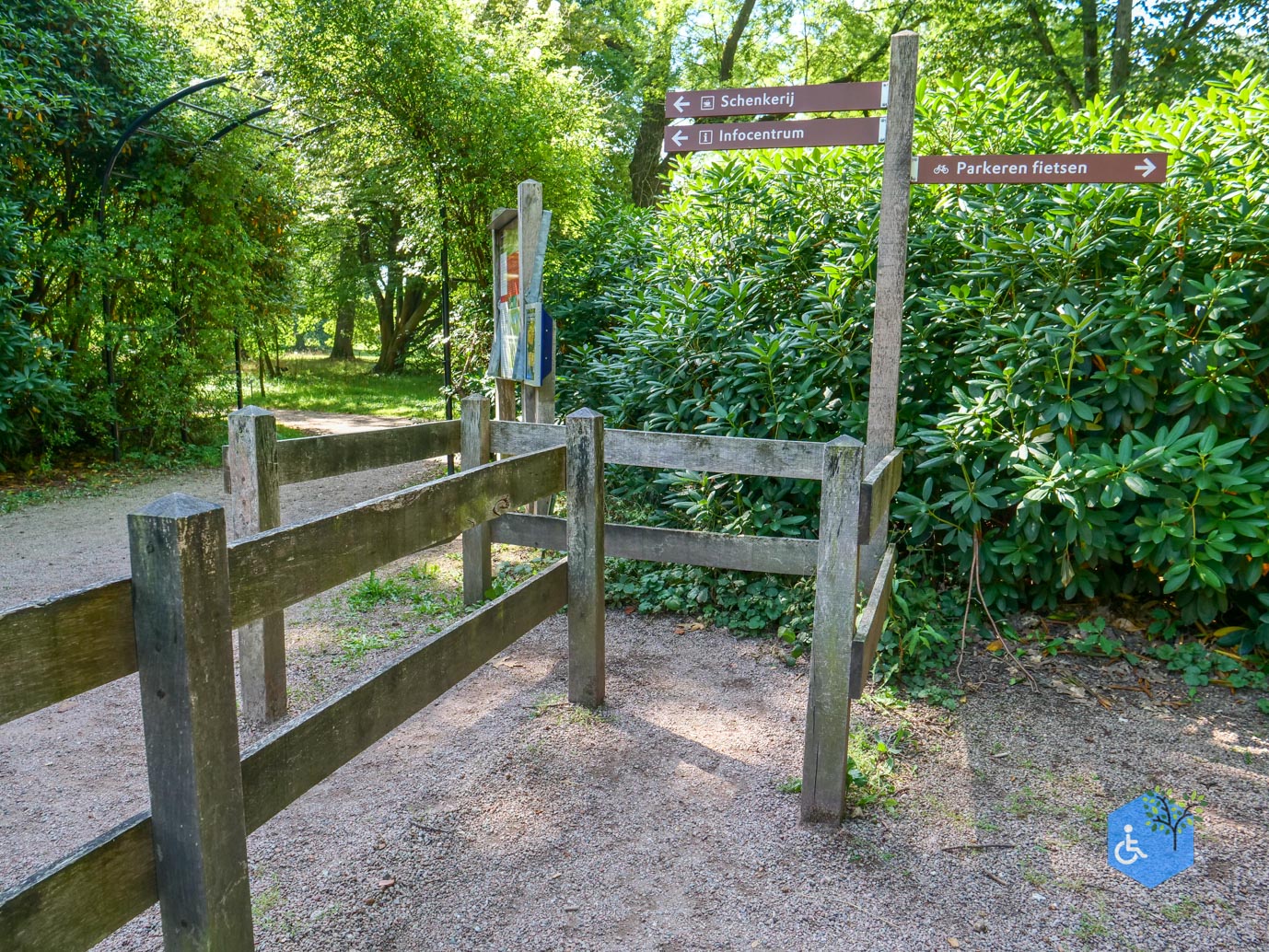 De_Lutte_Arboretum_Poort_Bulten_06-09-2025-04